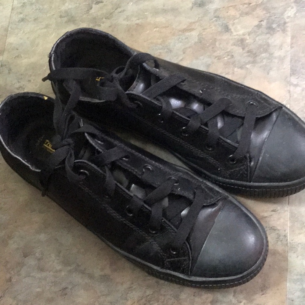 Non-slip, converse style shoes.